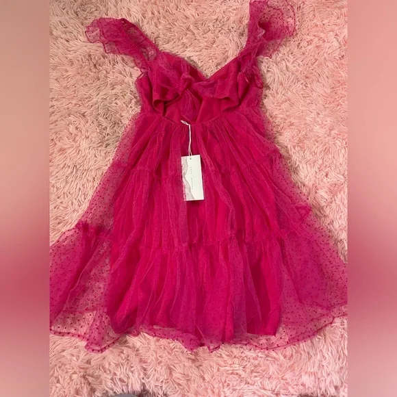 Lush NWT Hot Pink Swiss Dot Tulle Tiered Mini Dress Ruffle Tie Straps Size S - Picture 4 of 5